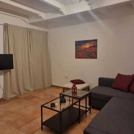 Boutique Maisonnette At Beachfront Skhoinos
